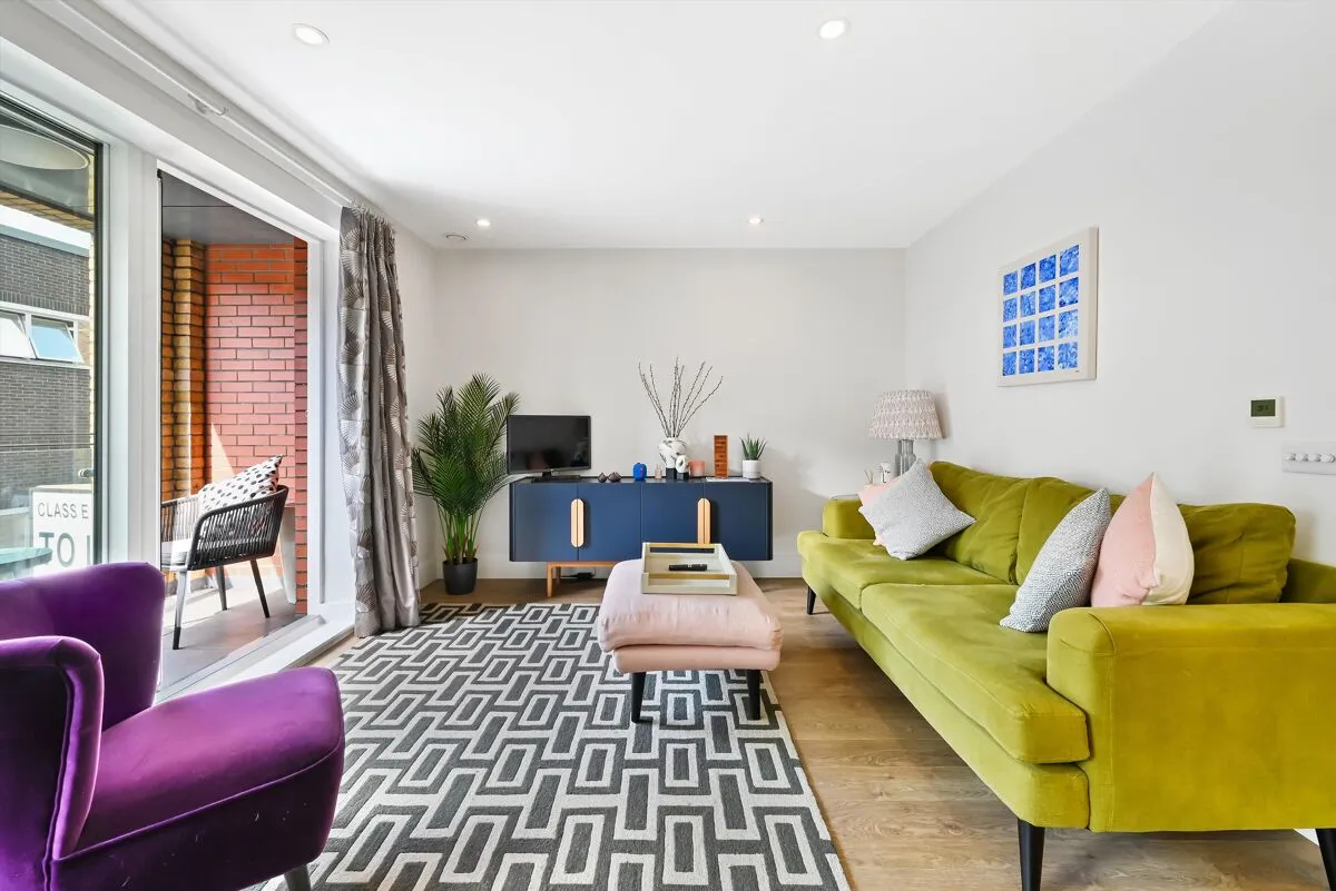 2 bed flat to rent, Lamb Walk, London, SE1