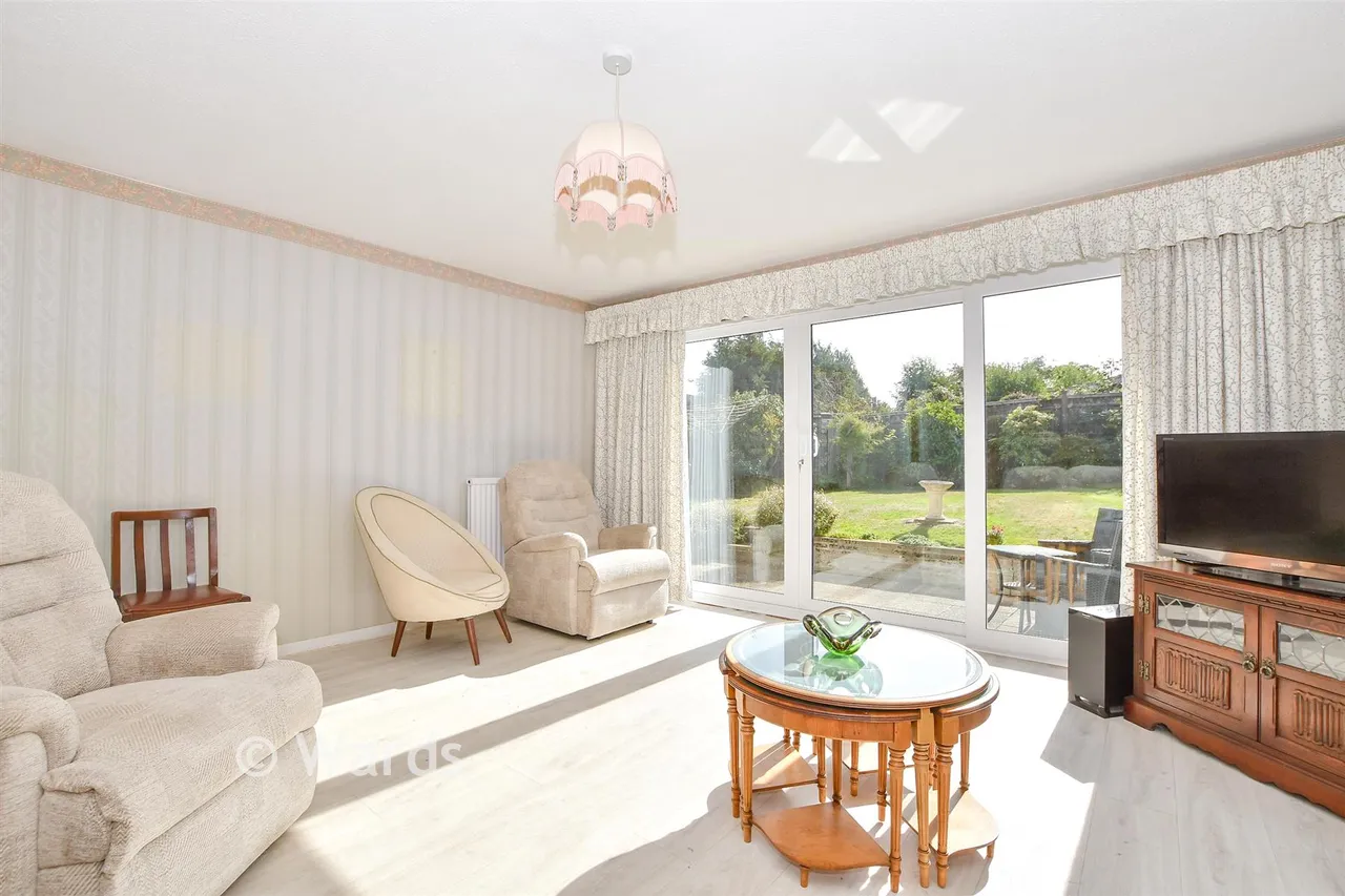 Westway, Pembury, TN2, photo 4