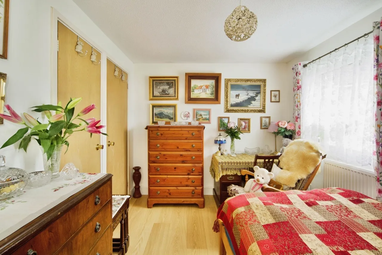 Mitchell Walk, London, E6, photo 4