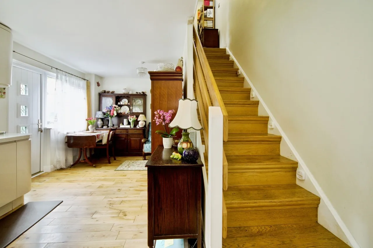 Mitchell Walk, London, E6, photo 11