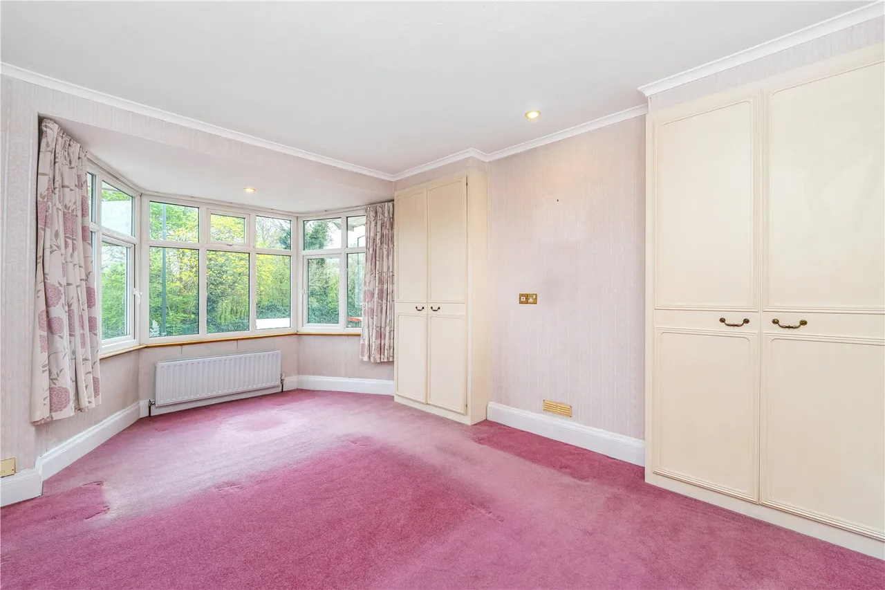 Sixth Cross Road, Twickenham, Middlesex, TW2 5PE, photo 7