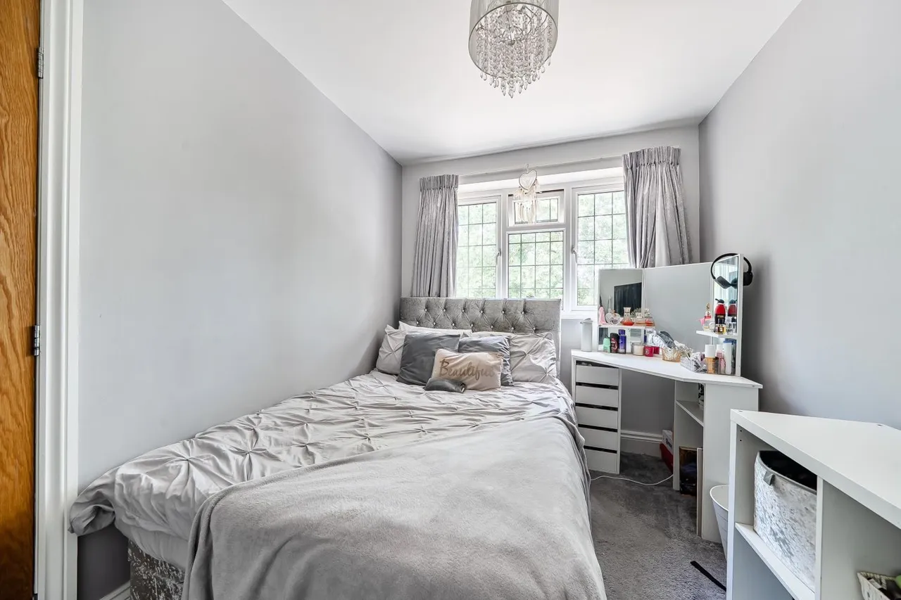 West Avenue, Castle Bromwich, B36, photo 12