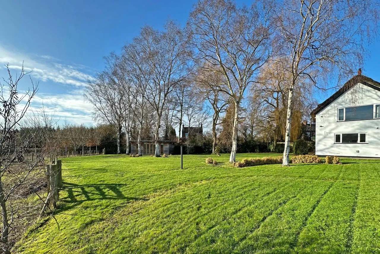 Wellfield Lane, Timperley, Cheshire WA15 7AD, photo 9