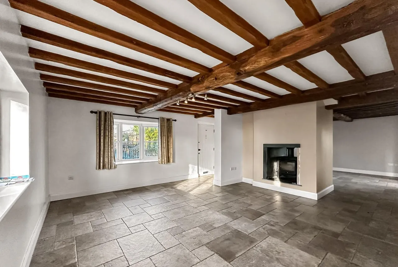 Wellfield Lane, Timperley, Cheshire WA15 7AD, photo 6