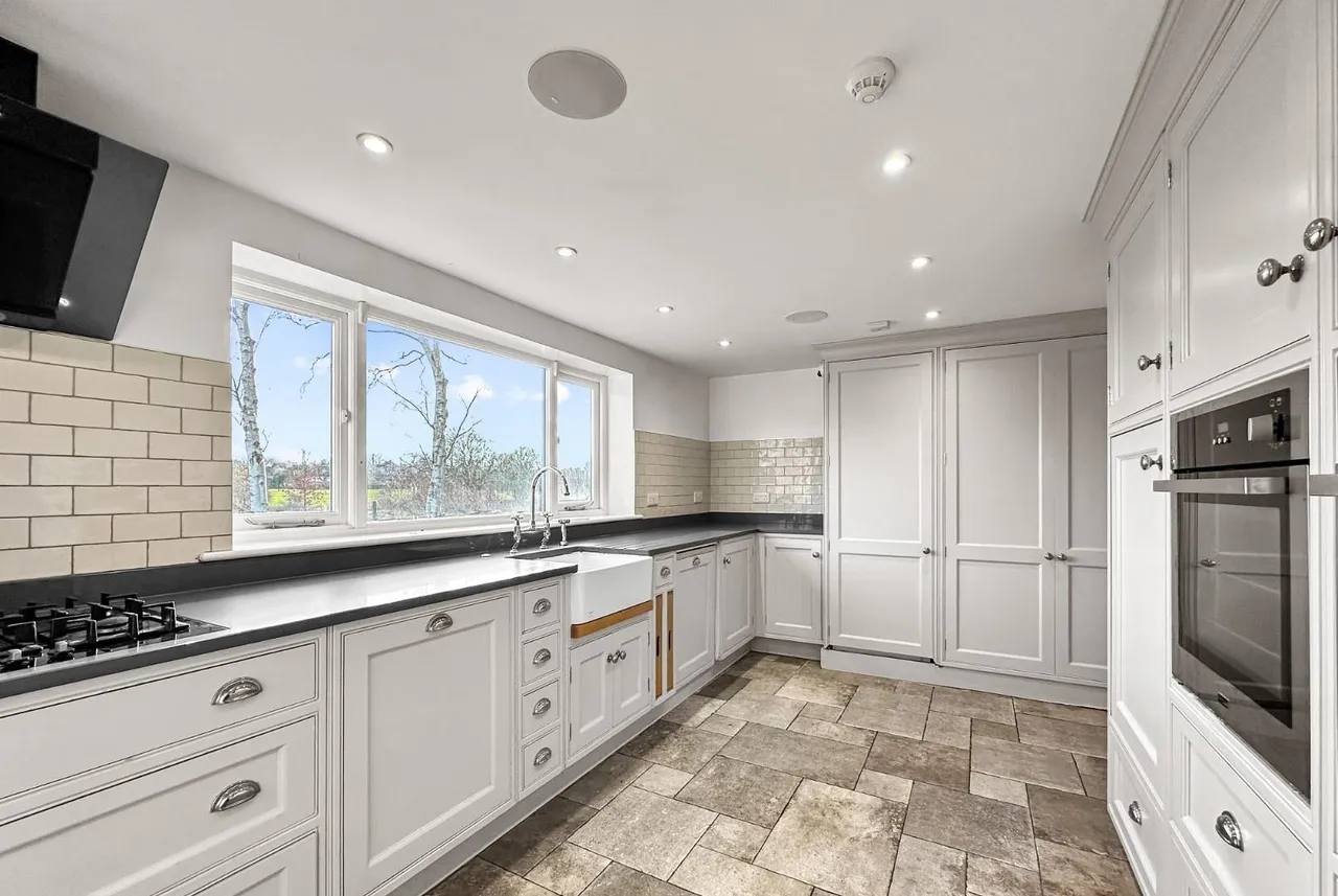 Wellfield Lane, Timperley, Cheshire WA15 7AD, photo 16