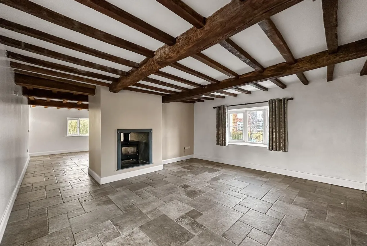 Wellfield Lane, Timperley, Cheshire WA15 7AD, photo 12