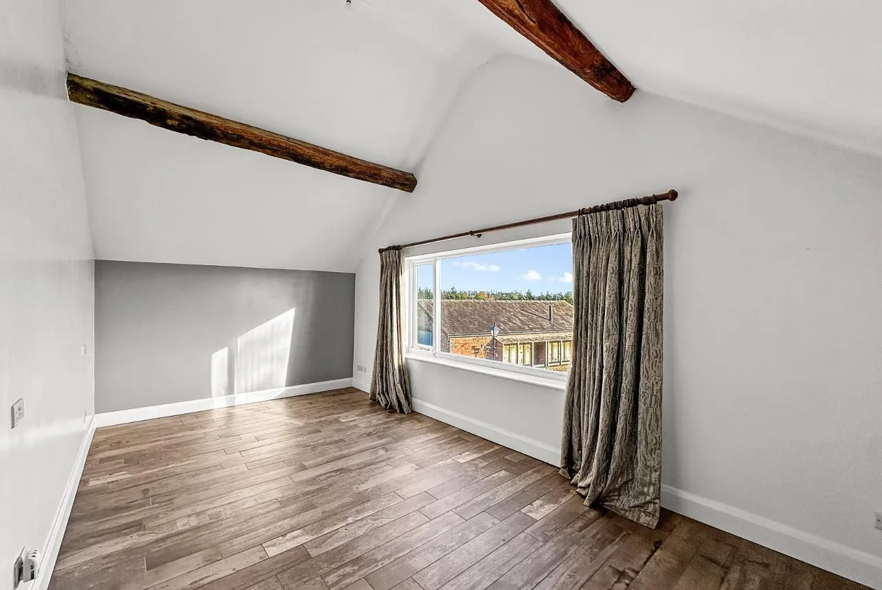 Wellfield Lane, Timperley, Cheshire WA15 7AD, photo 17