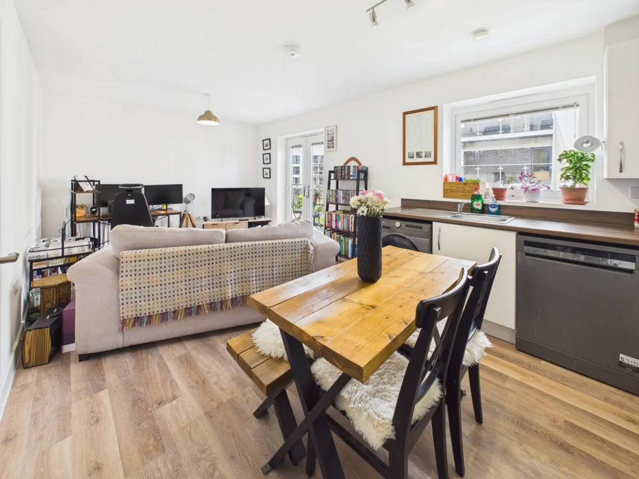 Oxleigh Way, Stoke Gifford, BS34, photo 13