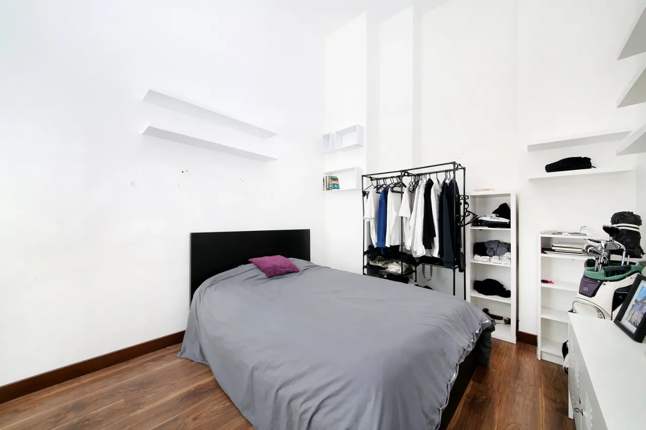 Bridges Court Road, London, SW11, photo 4