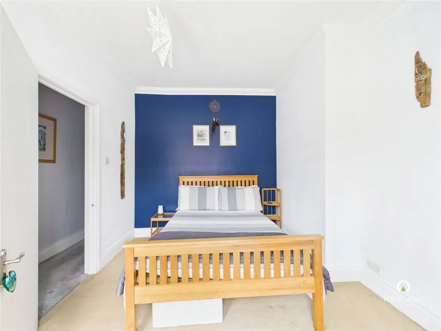 Milton Street, Greenside, NE40, photo 11