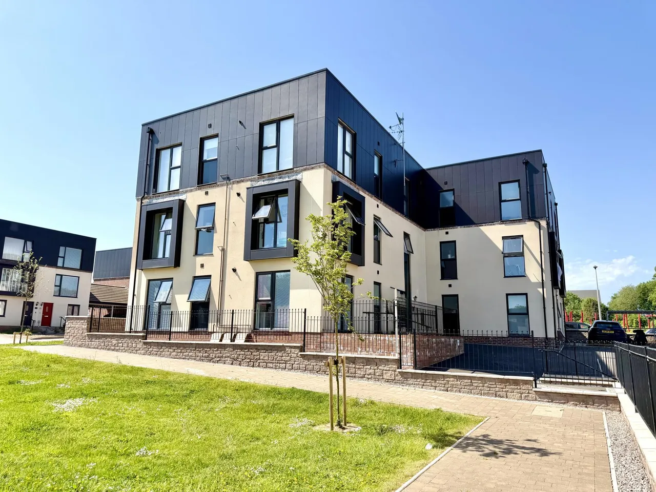 2 bed flat for sale, Dol Glaswg, Cardiff, CF5