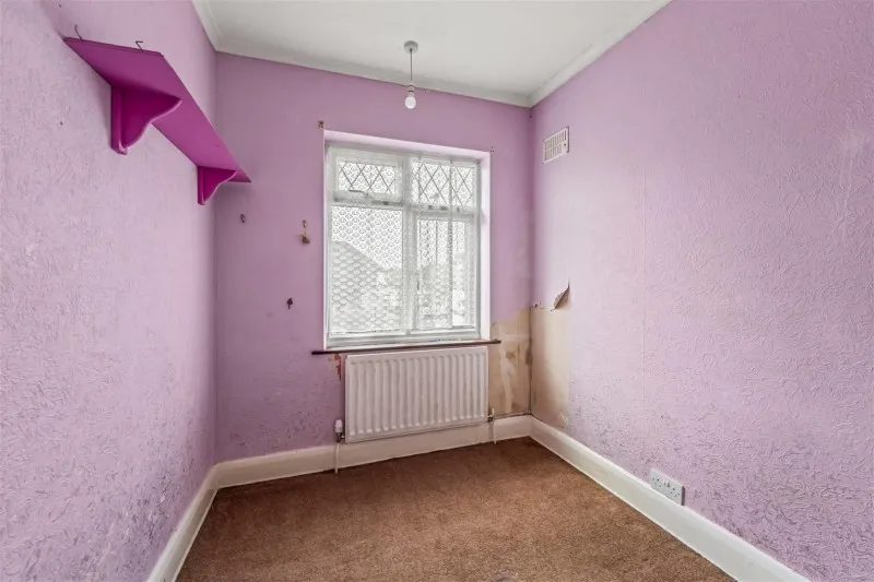 Central Avenue, Hounslow, photo 9