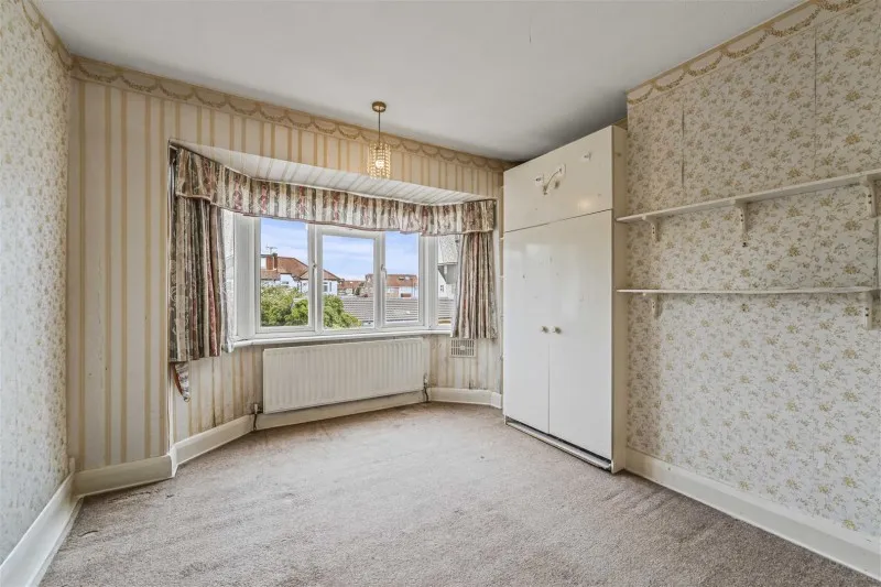 Central Avenue, Hounslow, photo 11
