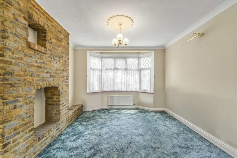 Central Avenue, Hounslow, photo 16
