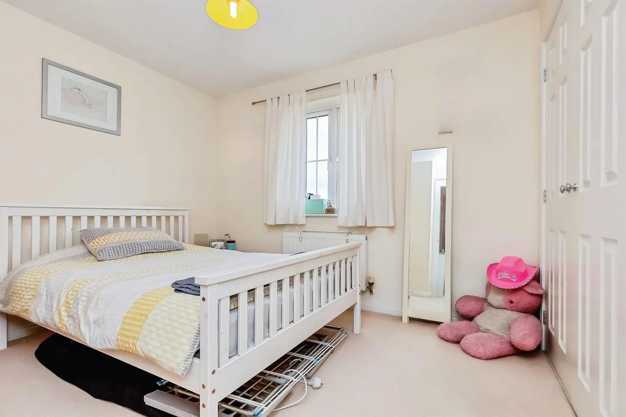 Nine Arches Way, Kettering, NN14, photo 11