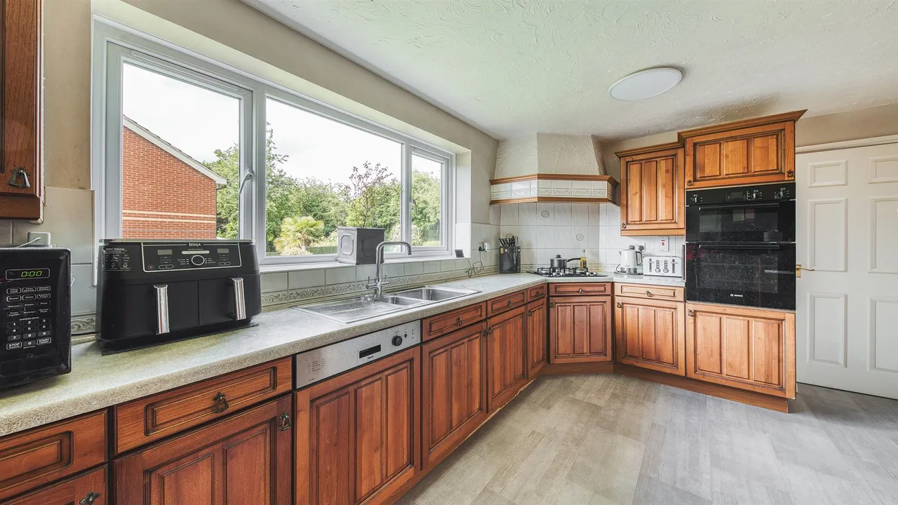 Pennycress Close, Littleover, photo 10