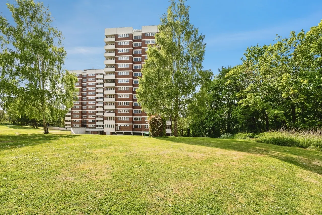 Sunrise Avenue, Hornchurch, RM12, photo 15