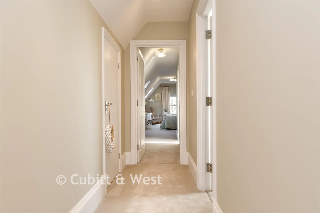 Massetts Road, Horley, RH6, photo 15