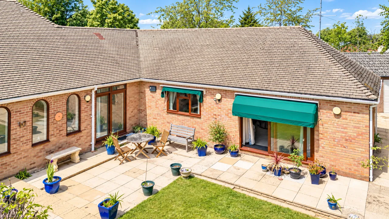 Lansdown Close, Cheltenham, GL51, photo 42