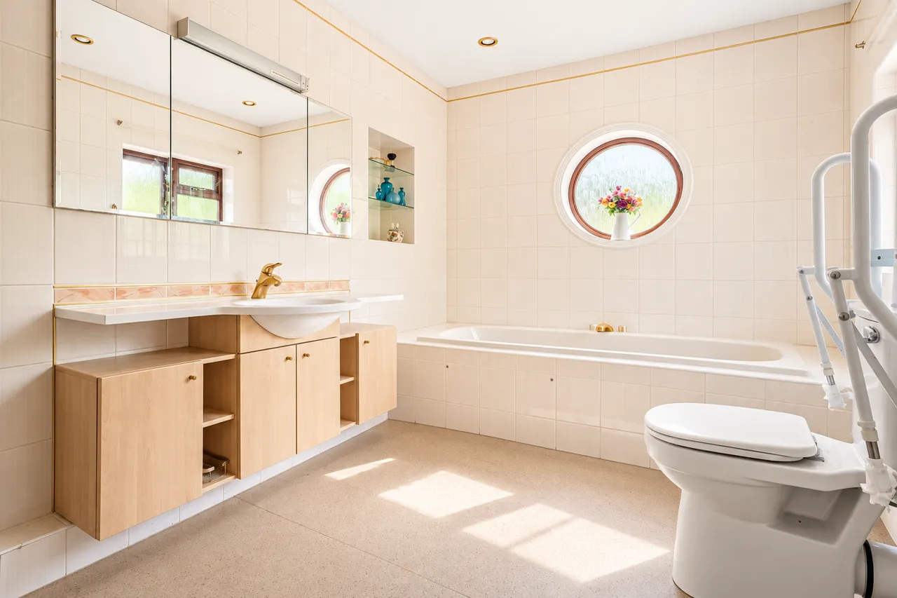 Lansdown Close, Cheltenham, GL51, photo 30