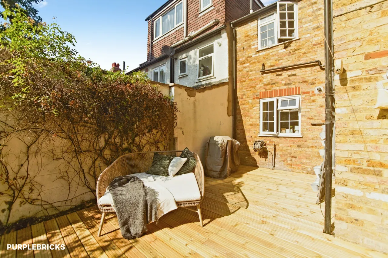 Graham Avenue, Mitcham, CR4, photo 17