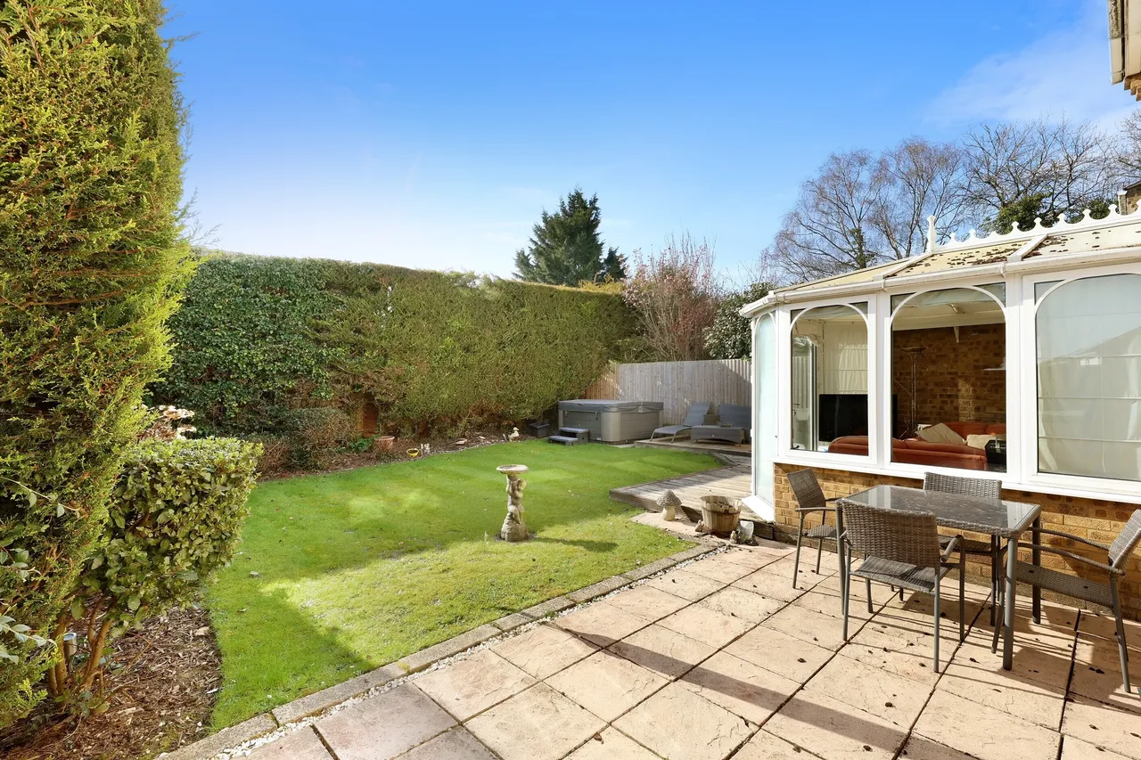 Dell Lees, Beaconsfield, HP9, photo 5