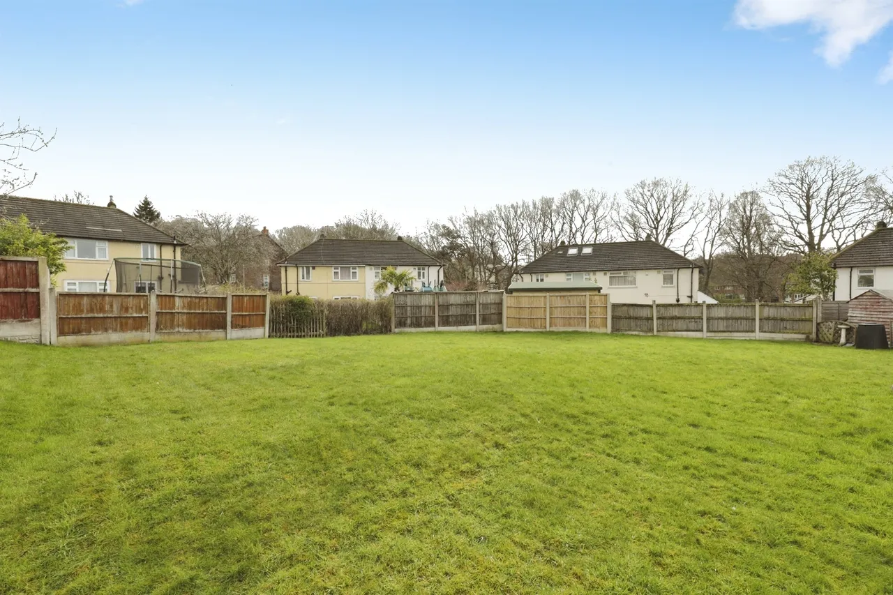 Lingfield Gardens, Leeds, photo 2