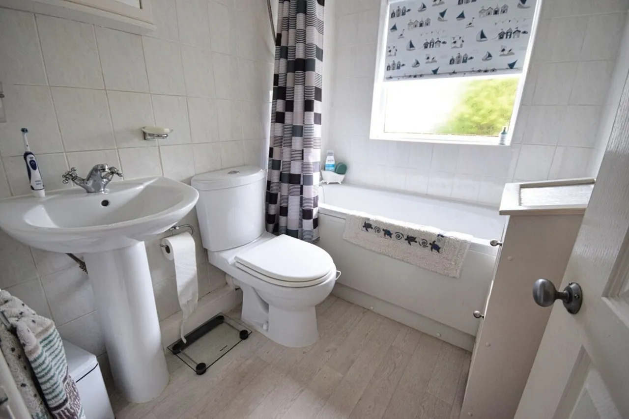 Herondale Road, Sheldon, B26, photo 10