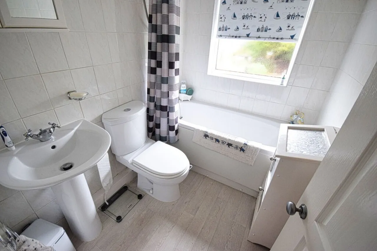 Herondale Road, Sheldon, B26, photo 16