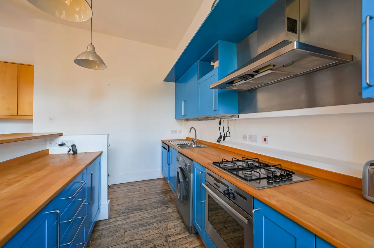 Flat 4, 18 North Tenter Street, London, photo 8