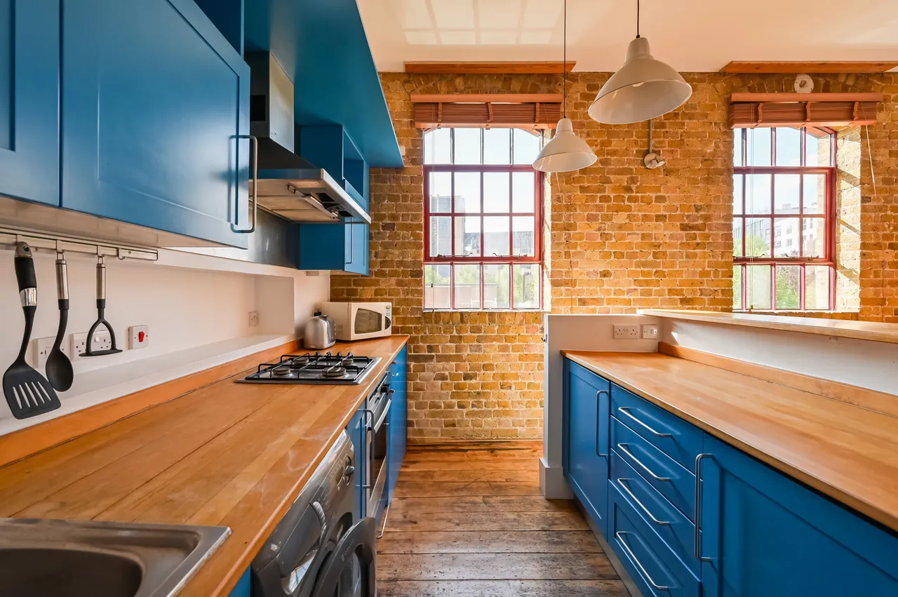 Flat 4, 18 North Tenter Street, London, photo 11