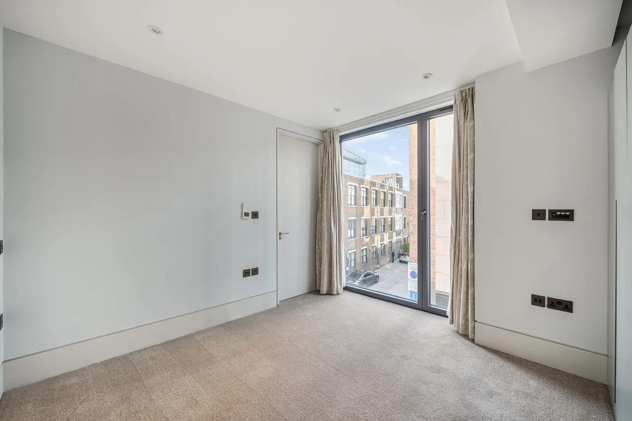 Flat 3, 14 Roger Street, London, photo 7