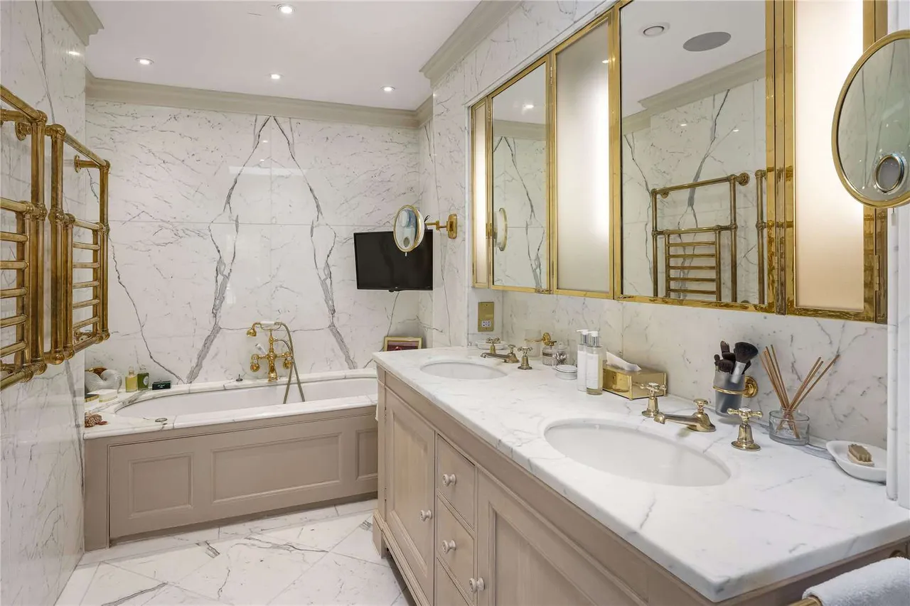 Eaton Square, London, SW1W, photo 16