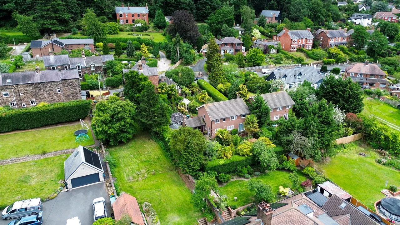 Robin Hood Lane, Helsby, Frodsham, Cheshire, WA6 9NJ, photo 40