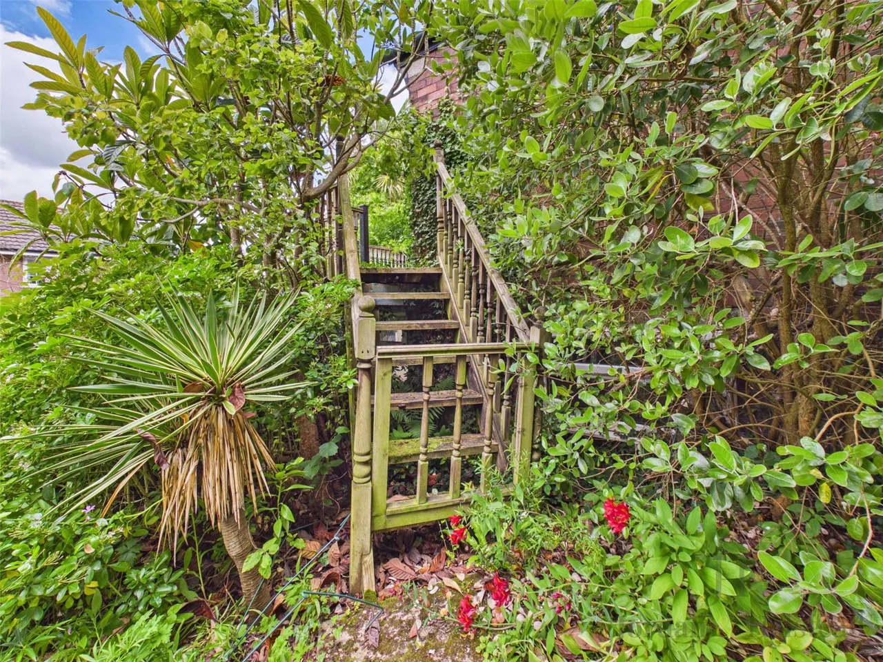 Robin Hood Lane, Helsby, Frodsham, Cheshire, WA6 9NJ, photo 16