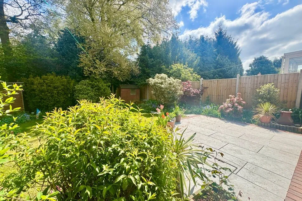 White Hart Lane, Wistaston, Cheshire, CW2, photo 7