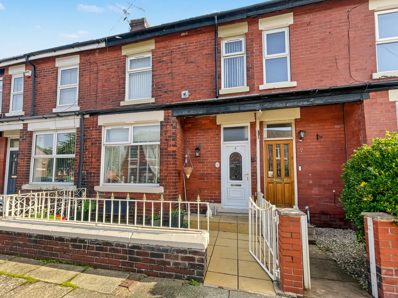 3 bed house for sale, Randlesham Street, Prestwich, M25