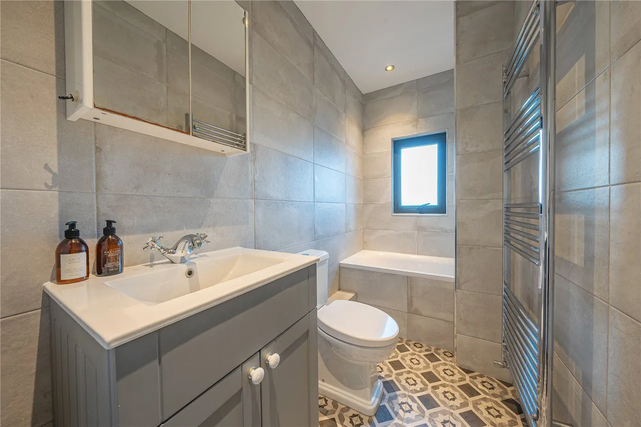 Main Street, Shadwell, LS17, photo 10