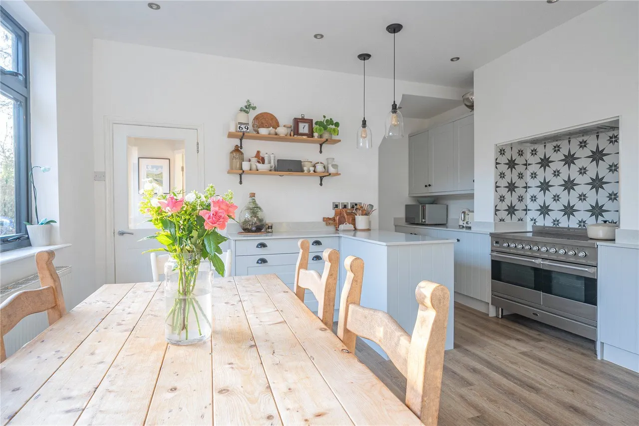 Main Street, Shadwell, LS17, photo 18