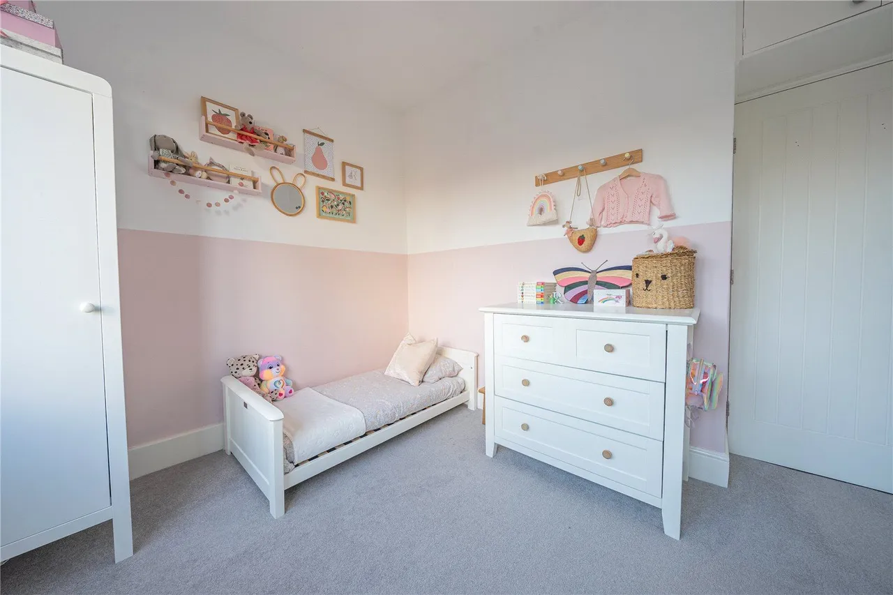 Main Street, Shadwell, LS17, photo 6