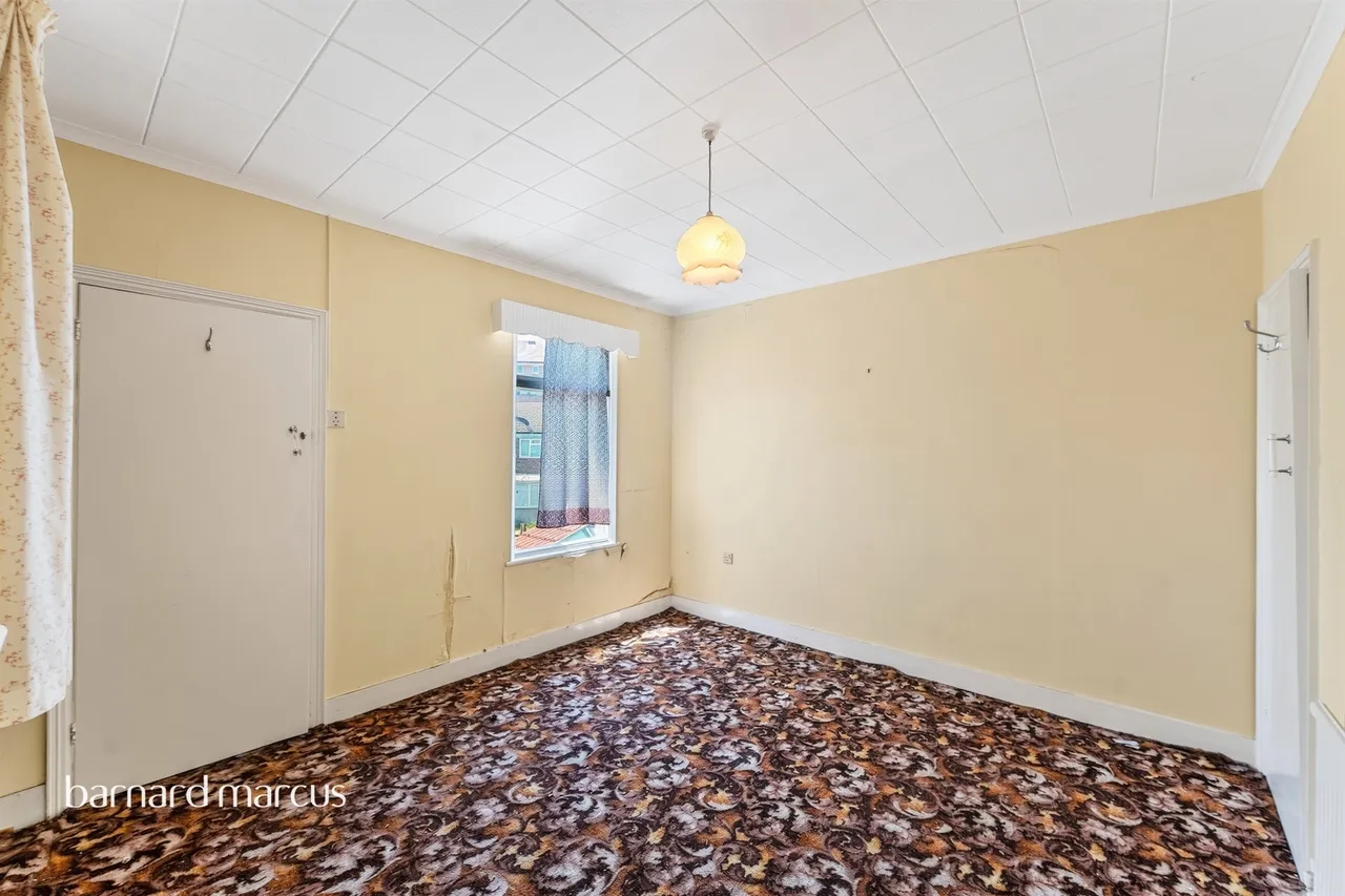 Feltham Road, Mitcham, CR4, photo 5