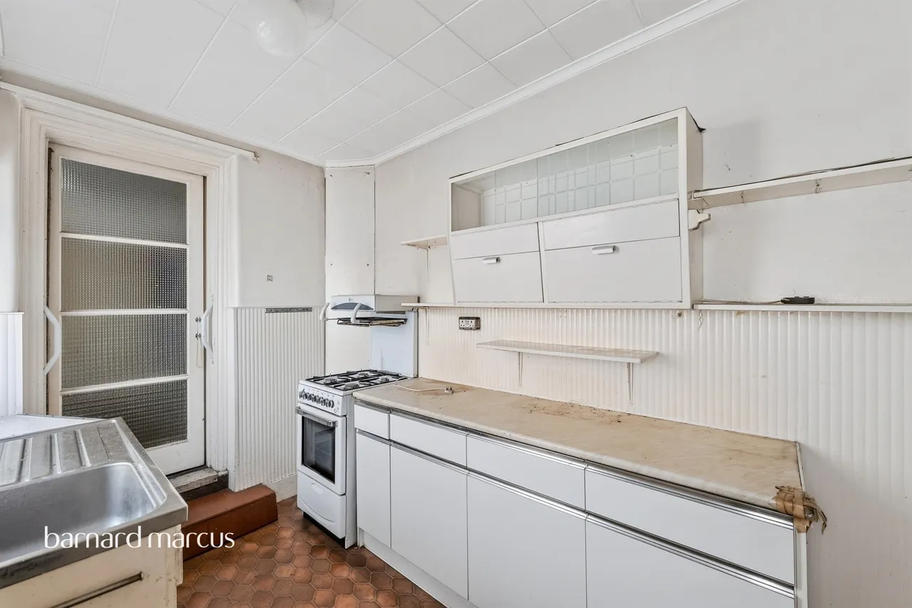 Feltham Road, Mitcham, CR4, photo 8