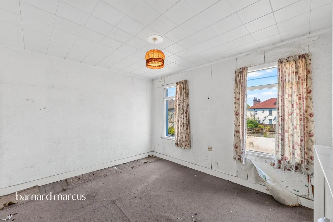 Feltham Road, Mitcham, CR4, photo 10