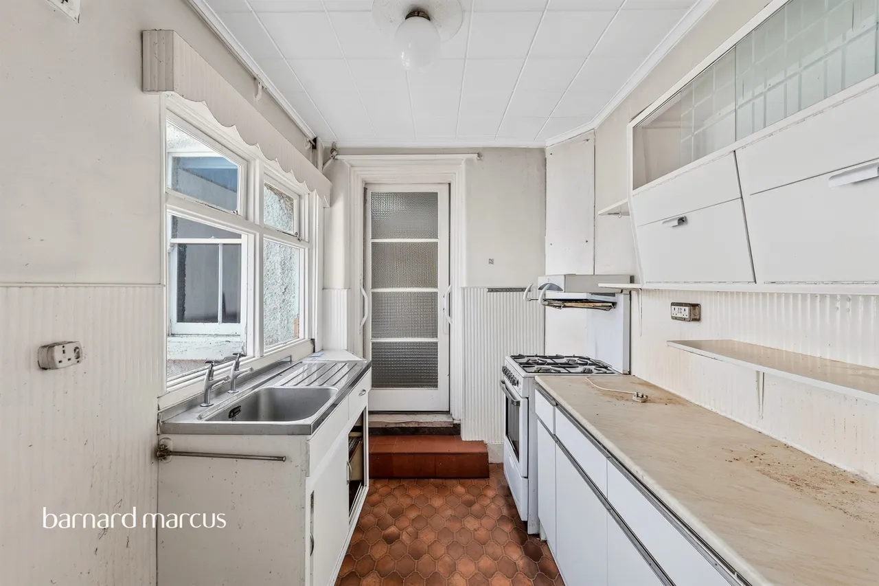 Feltham Road, Mitcham, CR4, photo 12