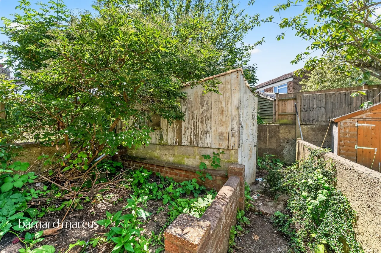 Feltham Road, Mitcham, CR4, photo 19