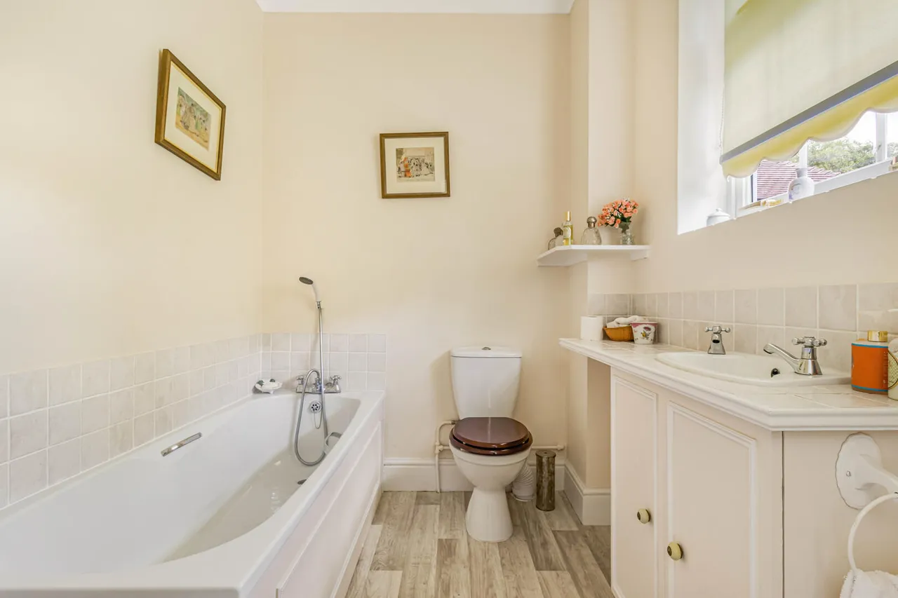 Church Street, Ashley, CB8, photo 29