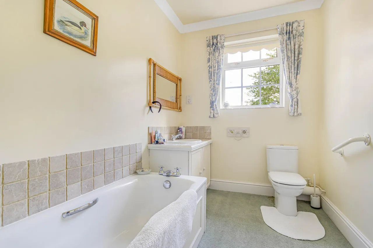 Church Street, Ashley, CB8, photo 32