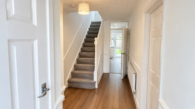 Hampshire Road, RM11, photo 6