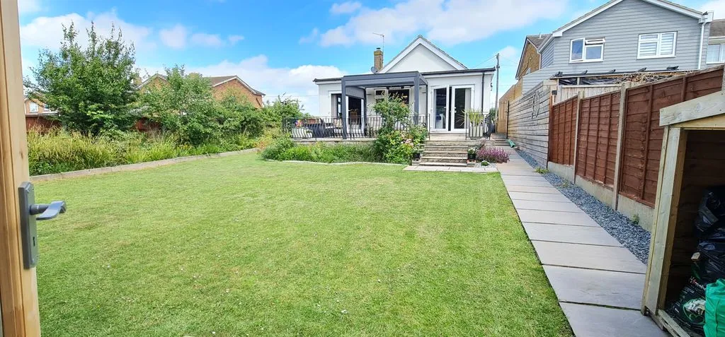 Rawreth Lane, Rayleigh, Essex, SS6 9PZ, photo 19