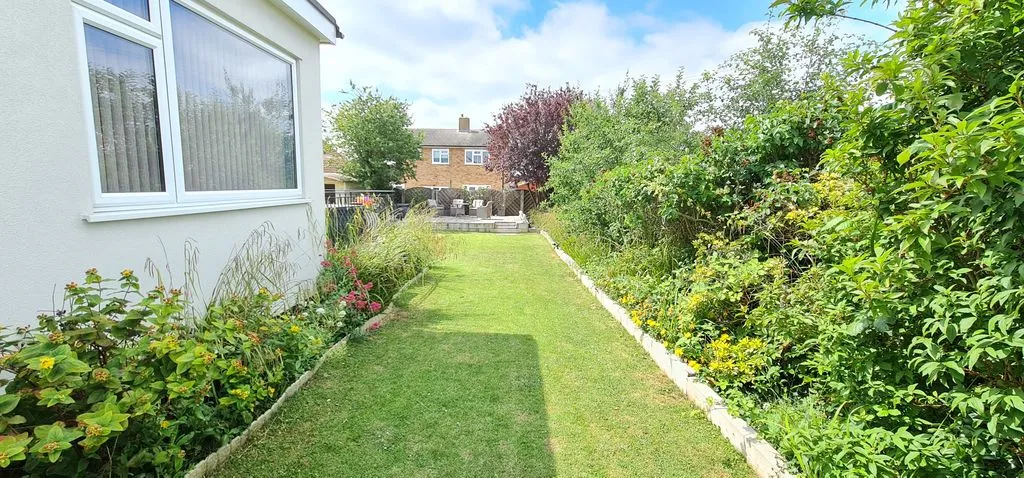 Rawreth Lane, Rayleigh, Essex, SS6 9PZ, photo 24